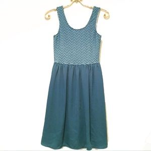 ModCloth Doe & Rae Chevron Dress